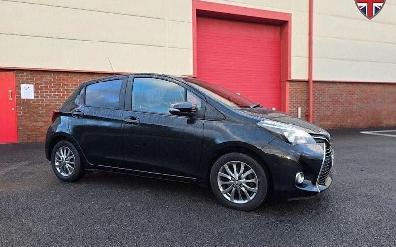 Used 2016 Toyota Yaris Hatchback | £6,799 (Good price) - Image 1/4