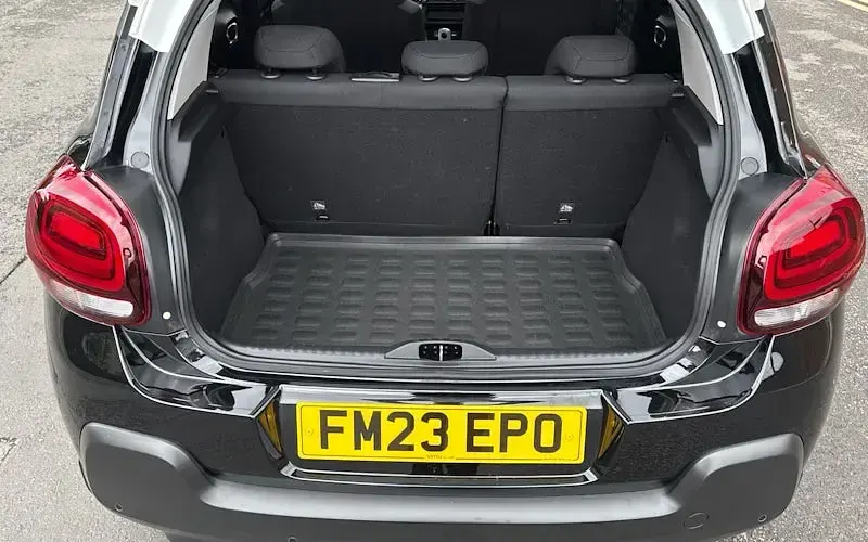 Used Citroën C3 PureTech 83 HP (61 kW) 2023 Black Hatchback