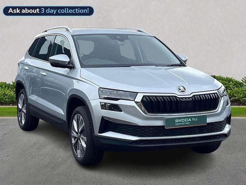 Brilliant silver metallic New 2025 Skoda Karoq SE L SUV | £24,498 (Good price) - Image 1/4