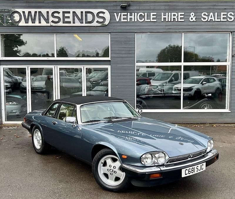 Used Jaguar XJS 284 HP (208 kW) 1986 Blue Sedan