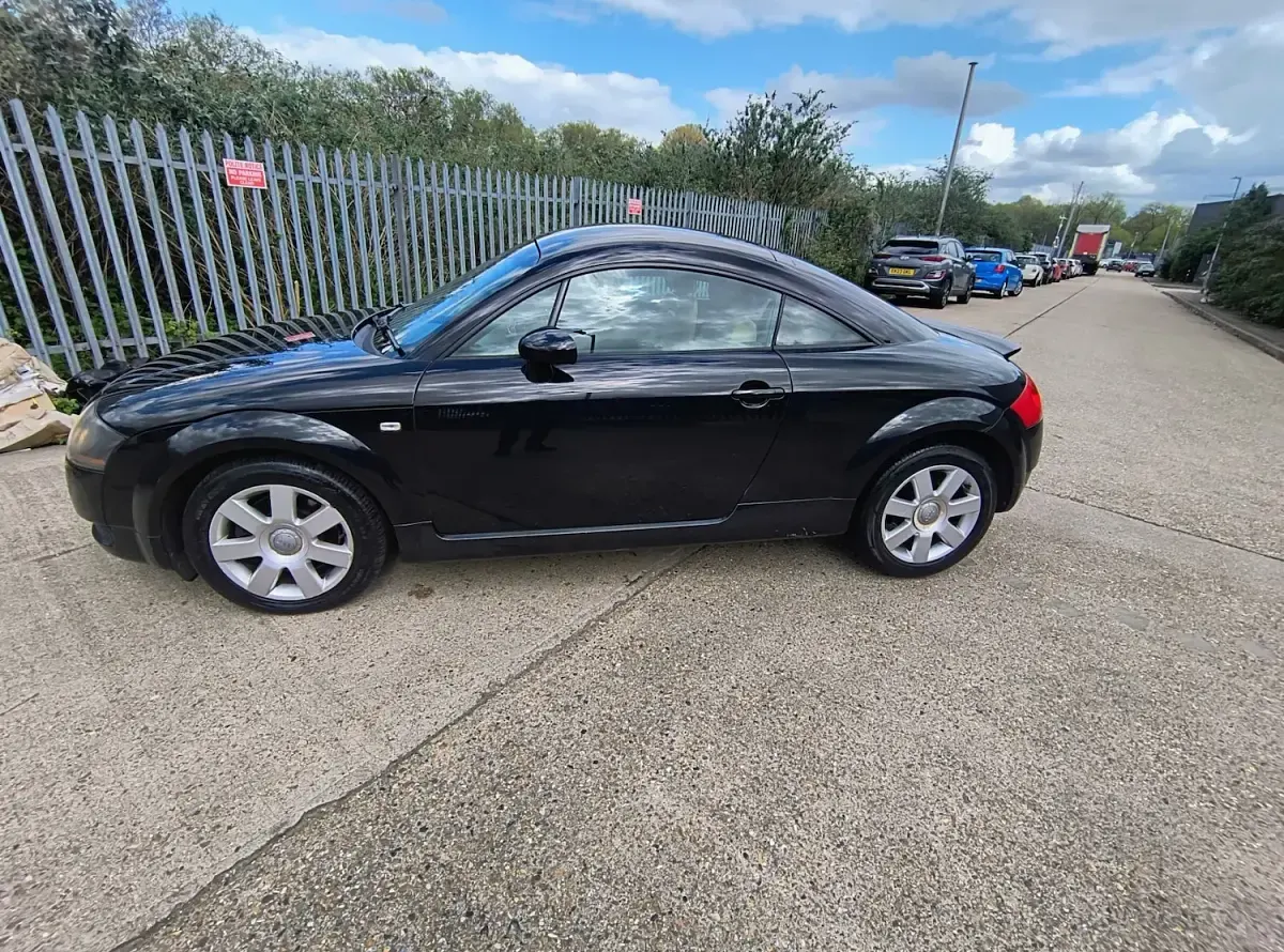 Used Audi TT Sport 190 HP (139 kW) 2005 Black Coupe