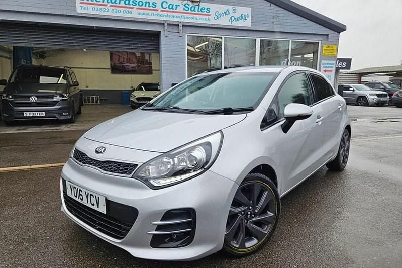Used Kia Rio 89 HP (65 kW) 2016 Hatchback