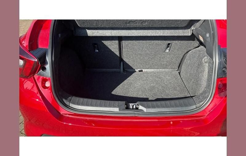 Used Nissan Micra Acenta 91 HP (66 kW) 2021 Red Hatchback