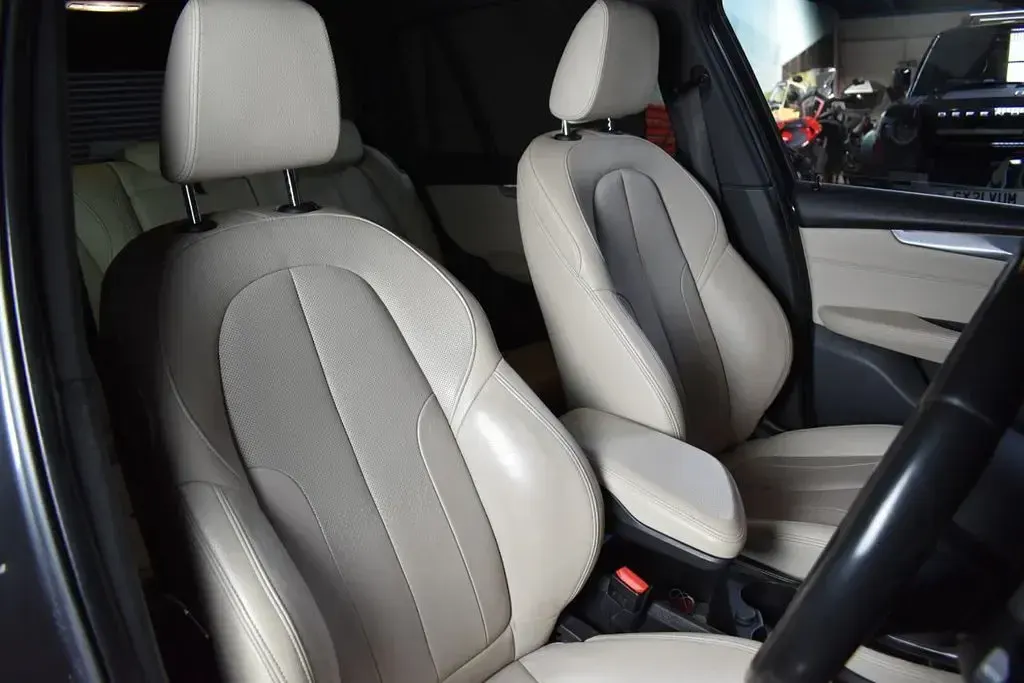 Begagnad BMW 218 M Sport 140 HK (102 kW) 2019 Grå Kombi