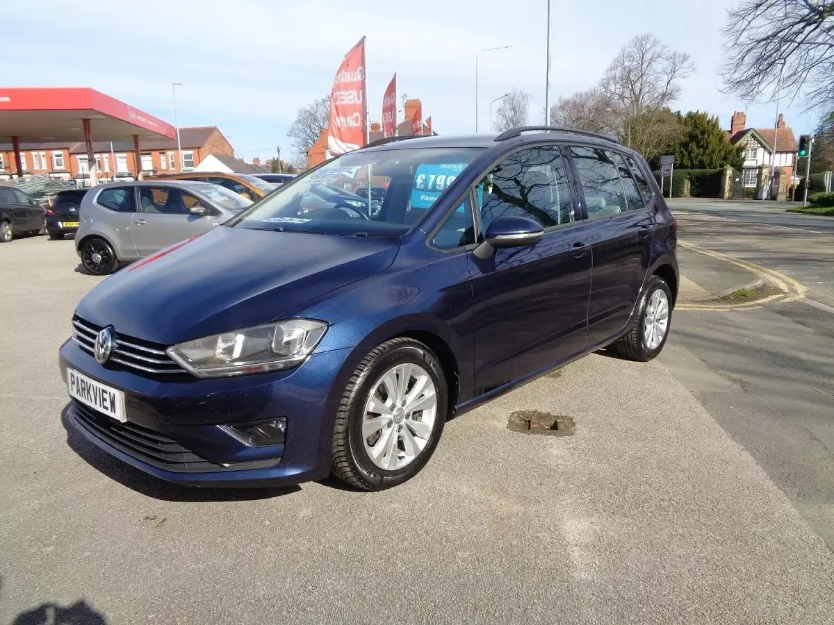 Used VW Golf Sportsvan SE 2015 Blue MPV