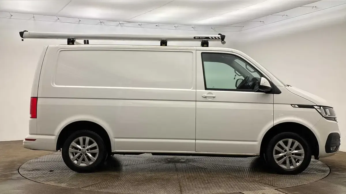 Used VW T6.1 Highline 110 HP (80 kW) 2022 White Van