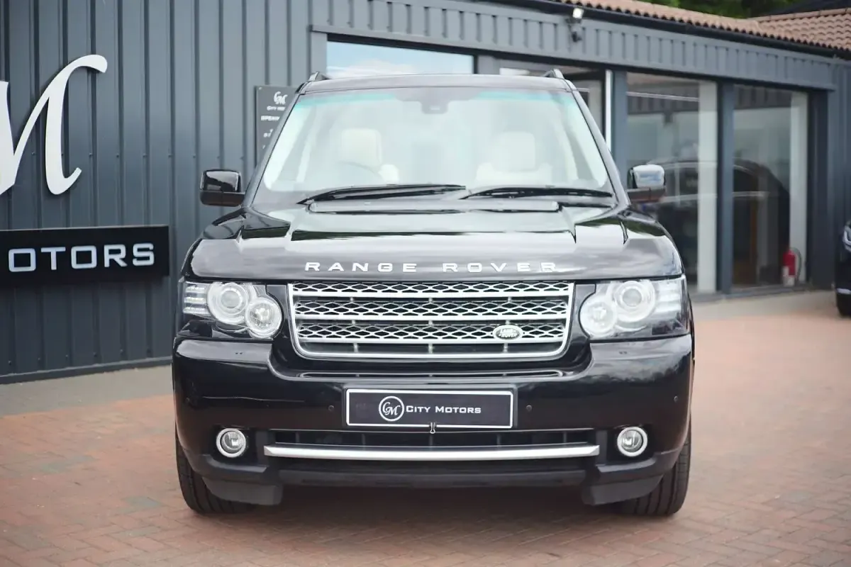 Used Land Rover Range Rover 308 HP (226 kW) 2012 Black SUV