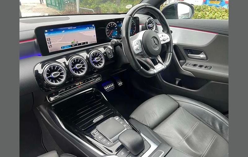 Used Mercedes CLA35 AMG Premium 306 HP (225 kW) 2020 White Estate