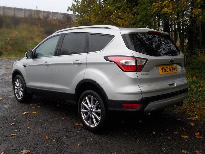 Used Ford Kuga Titanium 120 HP (88 kW) 2019 Silver SUV