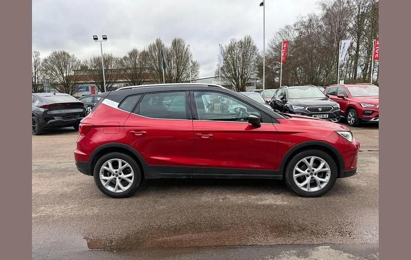 Used Seat Arona FR 113 HP (83 kW) 2025 Red SUV