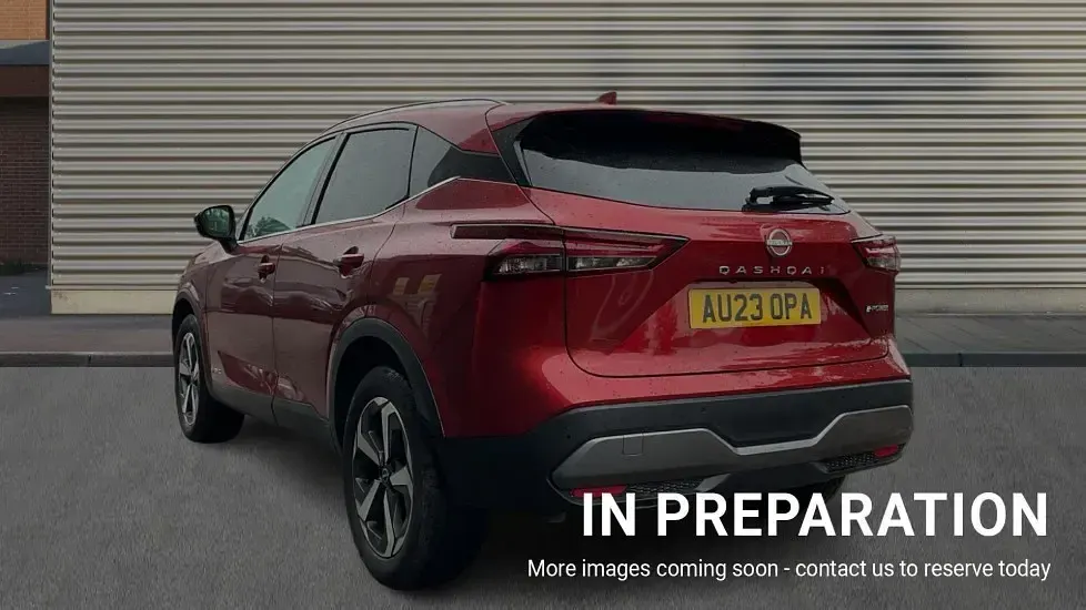 Used Nissan Qashqai N-Connecta 190 HP (139 kW) 2023 Red SUV