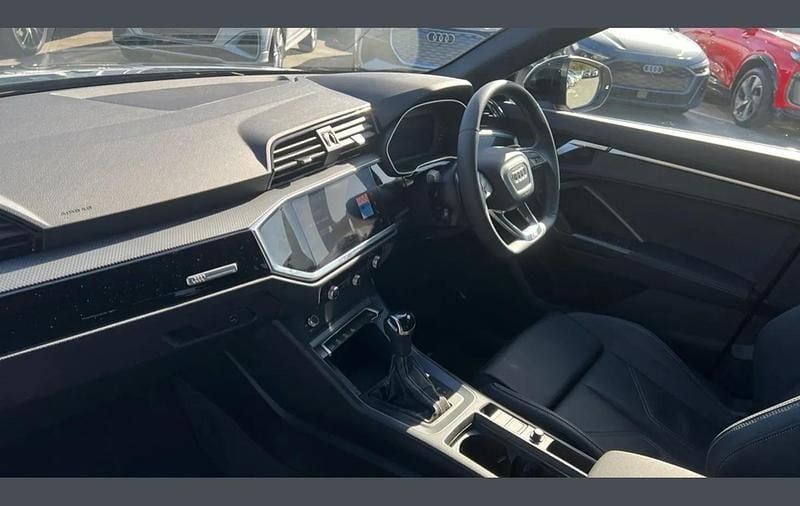 Used Audi Q3 Black Edition 150 HP (110 kW) 2025 Grey SUV