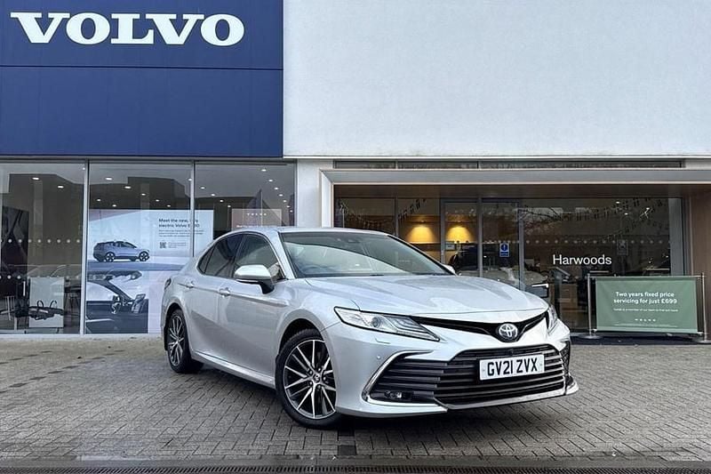 Used Toyota Camry 218 HP (160 kW) 2021 Sedan