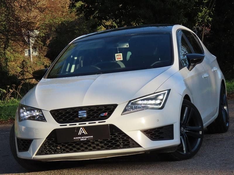 Used Cupra Leon 280 HP (205 kW) 2015 White Hatchback