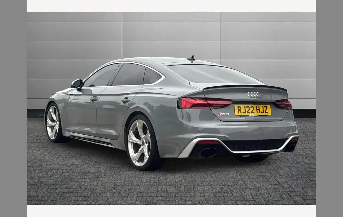 Usado Audi RS5 Design 450 CV (330 kW) 2022 Gris Coupe