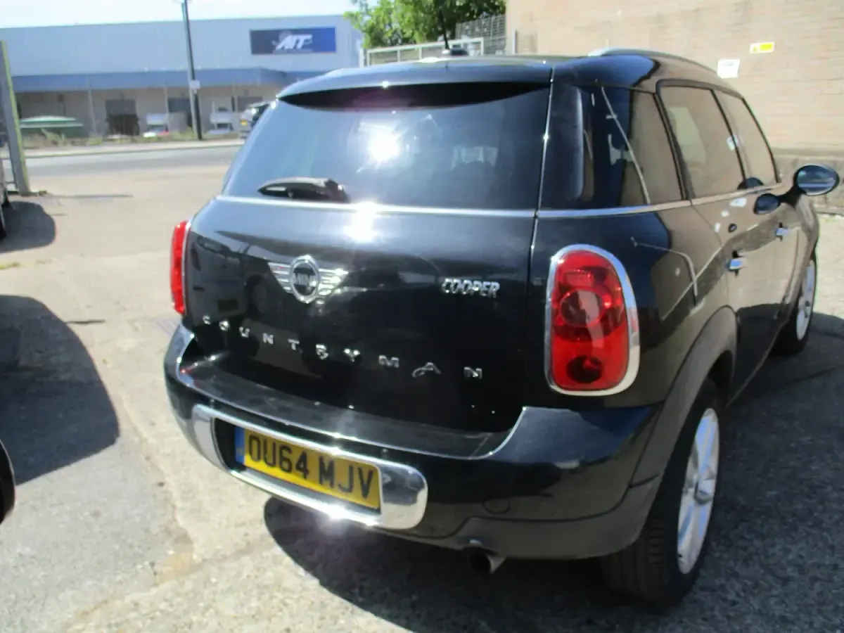 Used Mini Cooper 2014 Black Hatchback