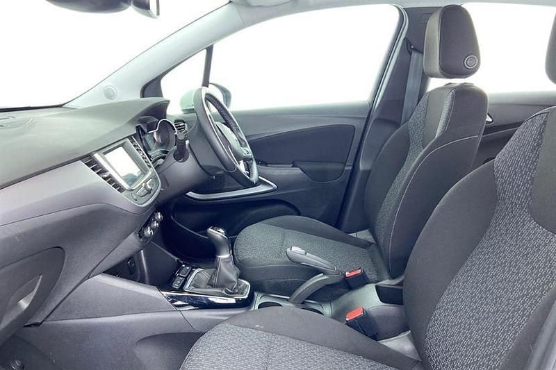 Second-hand Vauxhall Crossland X 83 CP (61 kW) 2018 Alb SUV