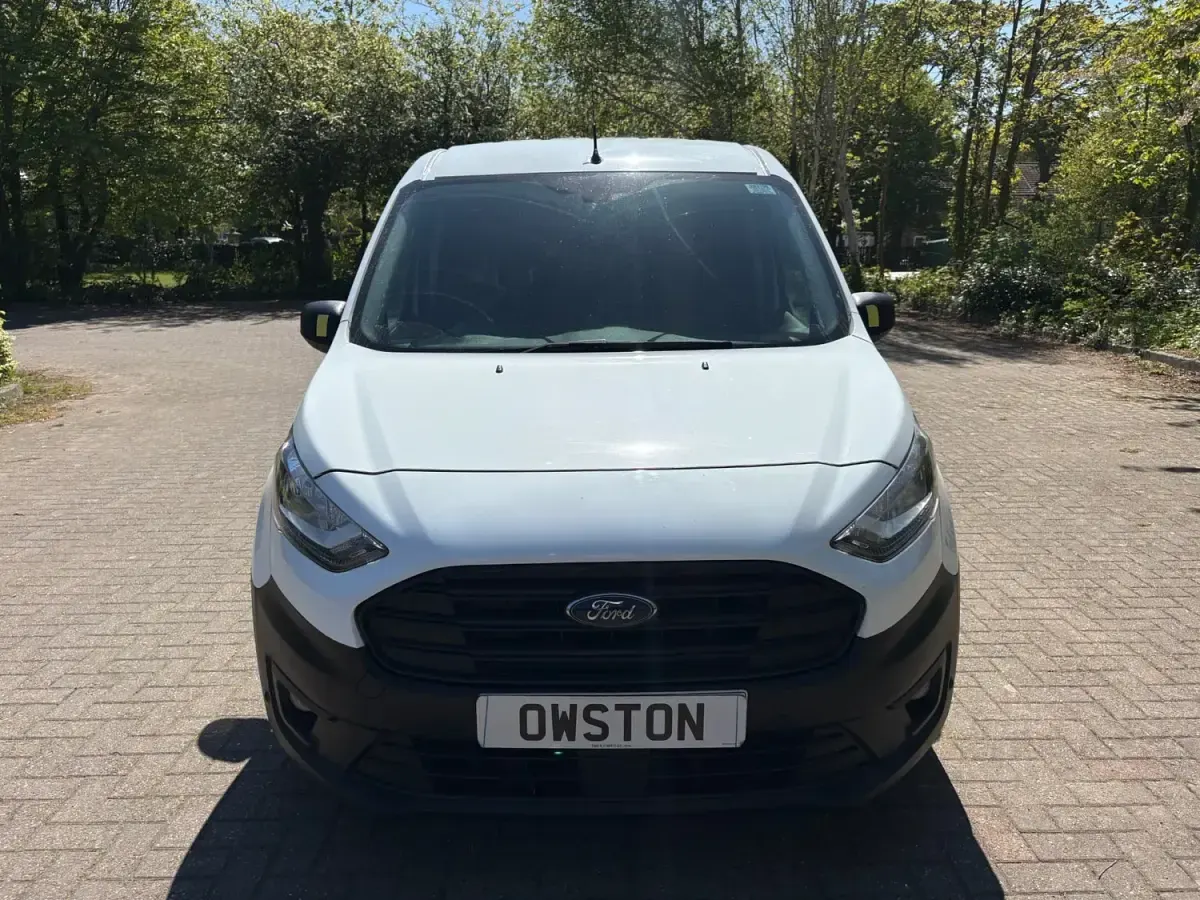 Usado Ford Transit Connect 100 HP (73 kW) 2020 Branco Monovolume