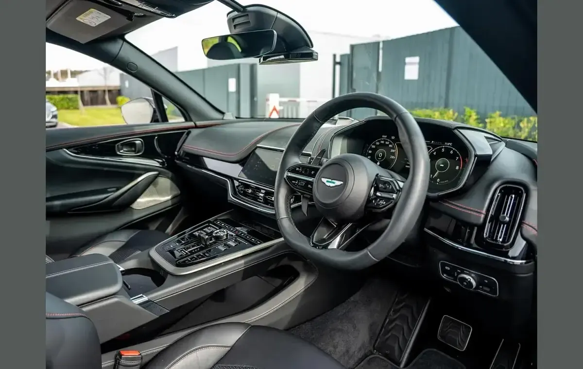 Used Aston Martin DBX 707 697 HP (512 kW) 2025 Black SUV