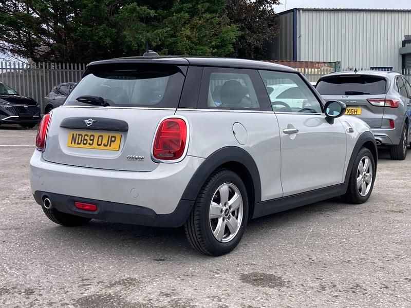 Used Mini Cooper Classic 2019 Silver Hatchback