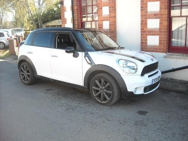 Used Mini Cooper S 2014 White Hatchback
