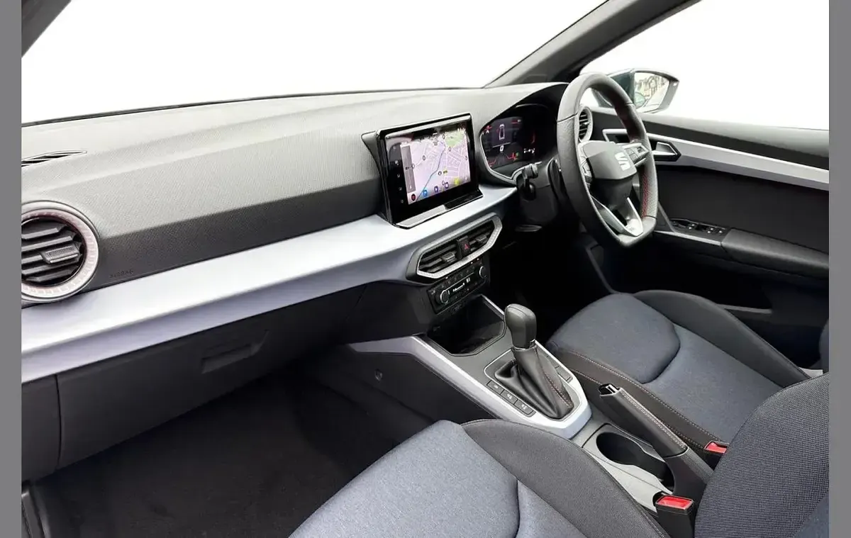 Nowe Seat Arona FR 113 KM (83 kW) 2026 Niebieski SUV