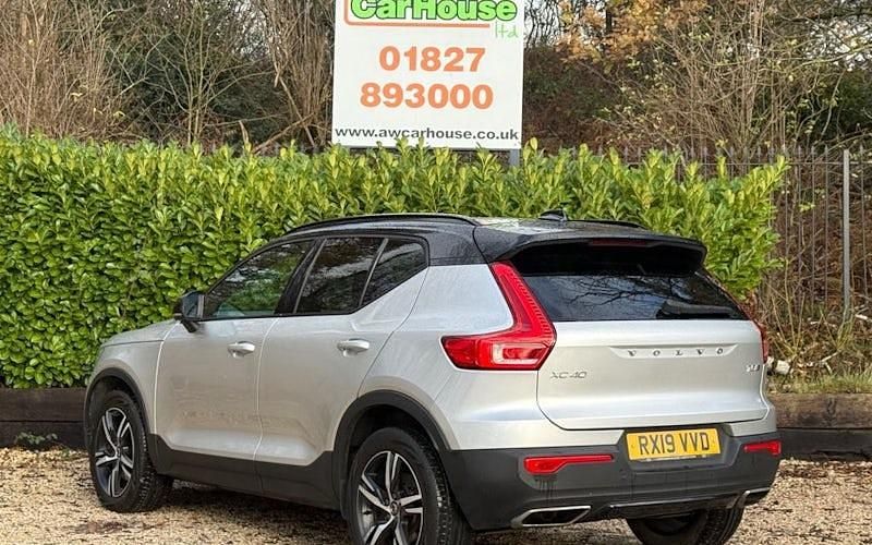 Used Volvo XC40 R-Design 247 HP (181 kW) 2019 Silver SUV