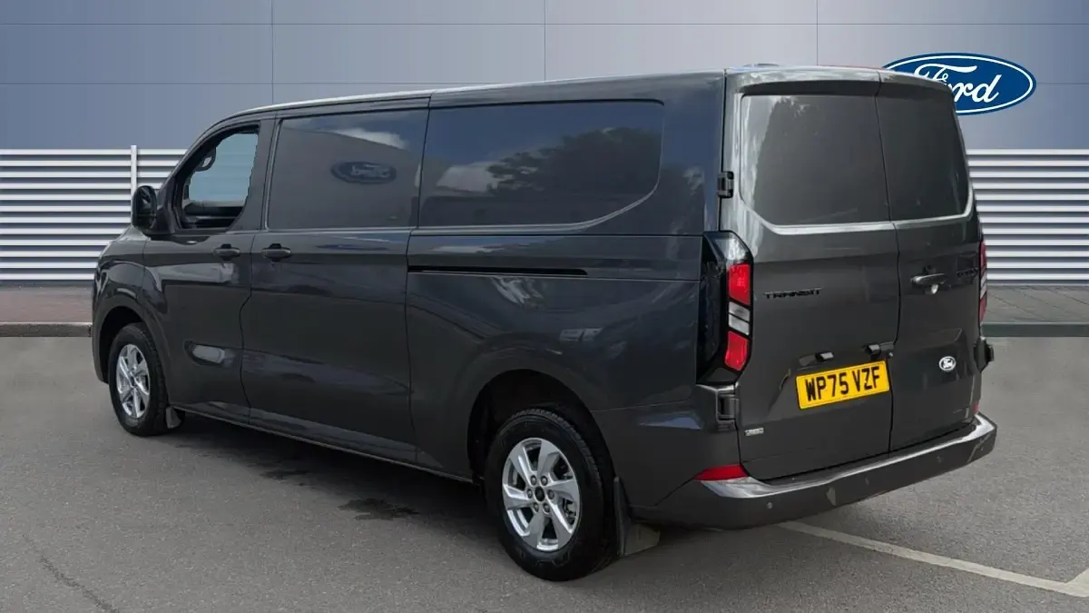 Begagnad Ford Transit Custom Limited 232 HK (170 kW) 2025 Van