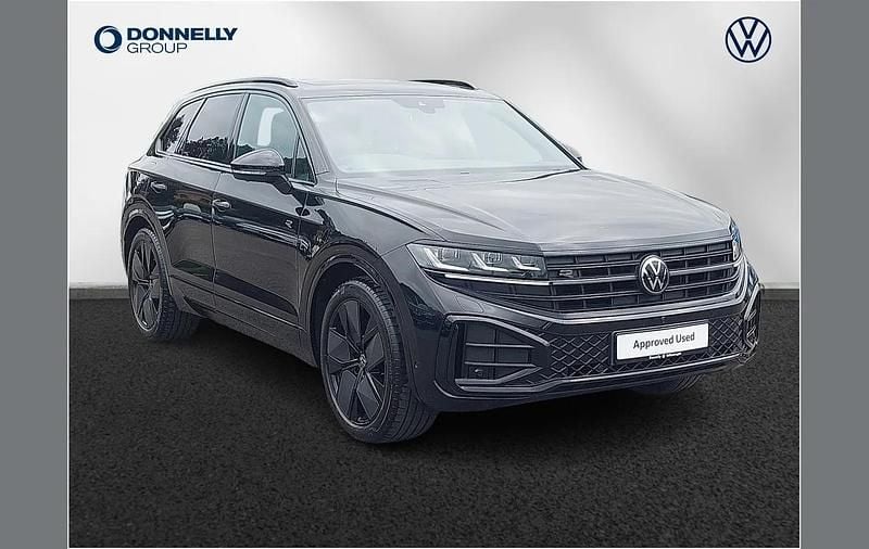 Black Used 2024 VW Touareg Black Edition SUV | £51,990 (A bit pricey) - Image 1/4