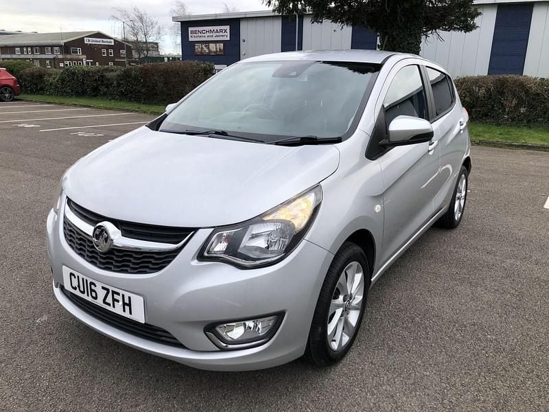 Used Vauxhall Viva 74 HP (54 kW) 2016 Silver Hatchback