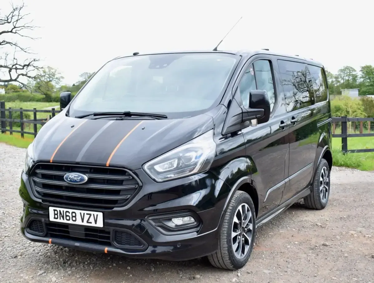Used Ford Transit Custom Sport 170 HP (125 kW) 2018 Black Van