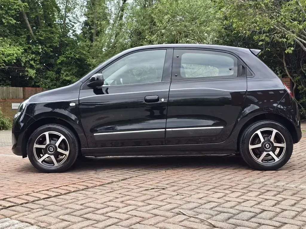 Usado Renault Twingo Dynamique 90 HP (66 kW) 2017 Preto Citadino