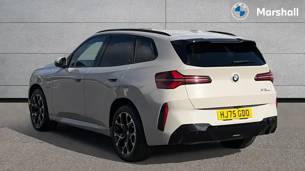 Usado BMW X3 M Sport 299 HP (219 kW) 2025 Cinzento SUV