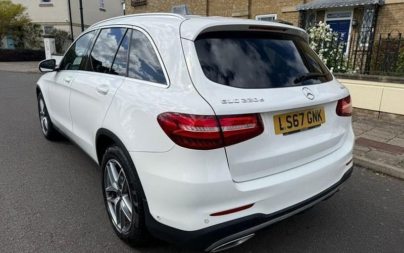 Usado Mercedes GLC220 AMG line 170 HP (125 kW) 2018 Carrinha