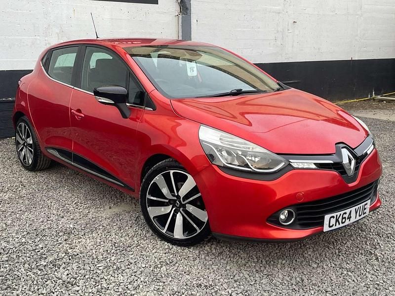Used Renault Clio IV Dynamique 2014 Red Hatchback