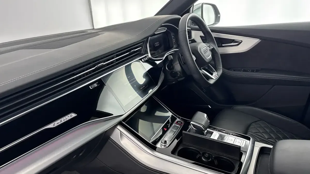 Used Audi SQ8 Comfort 507 HP (372 kW) 2022 Grey SUV