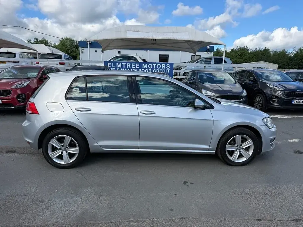 Used VW Golf VII Edition 110 HP (80 kW) 2015 Silver Hatchback