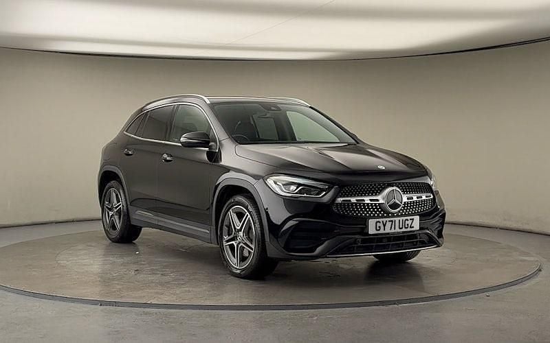 Cosmos black Used 2021 Mercedes GLA250 Exclusive SUV | £22,500 (Fair price) - Image 1/4