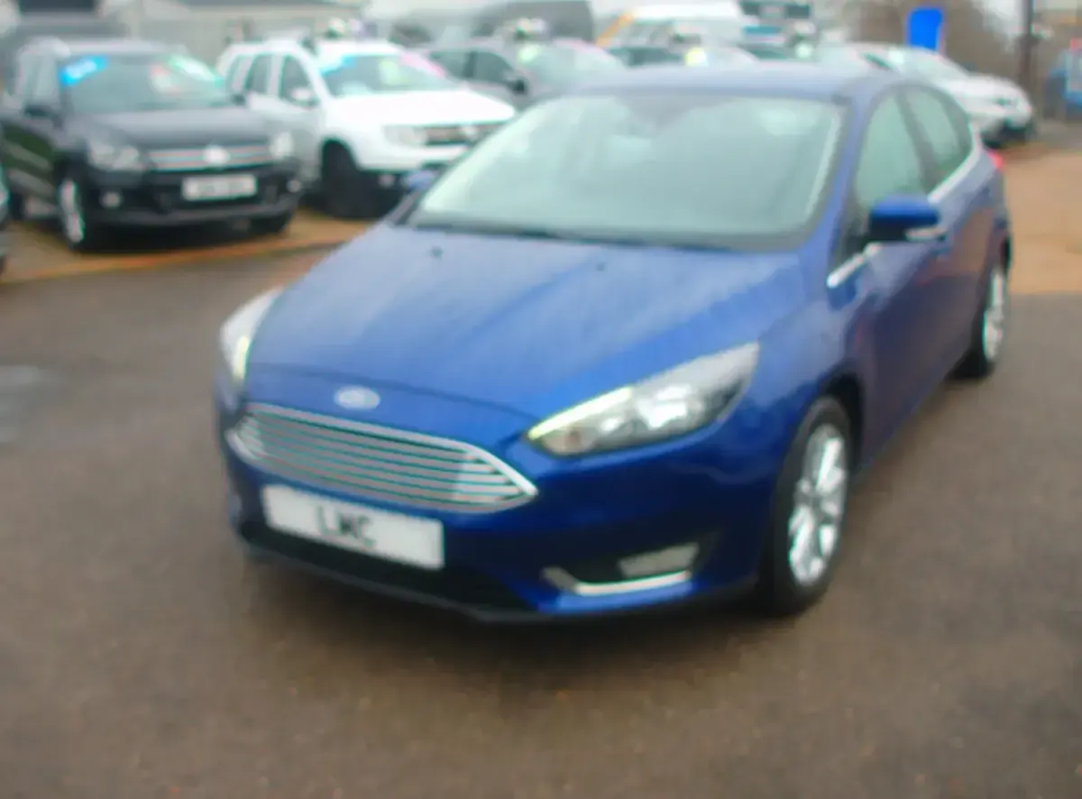 Used Ford Focus Titanium 100 HP (73 kW) 2018 Blue Hatchback