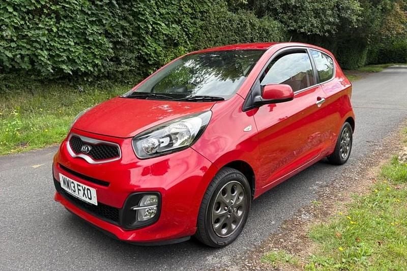 Red Used 2013 Kia Picanto City Hatchback | £3,380 (Fair price) - Image 1/1