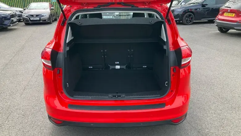Begagnad Ford C-MAX Titanium 125 HK (91 kW) 2018 Röd Minibuss
