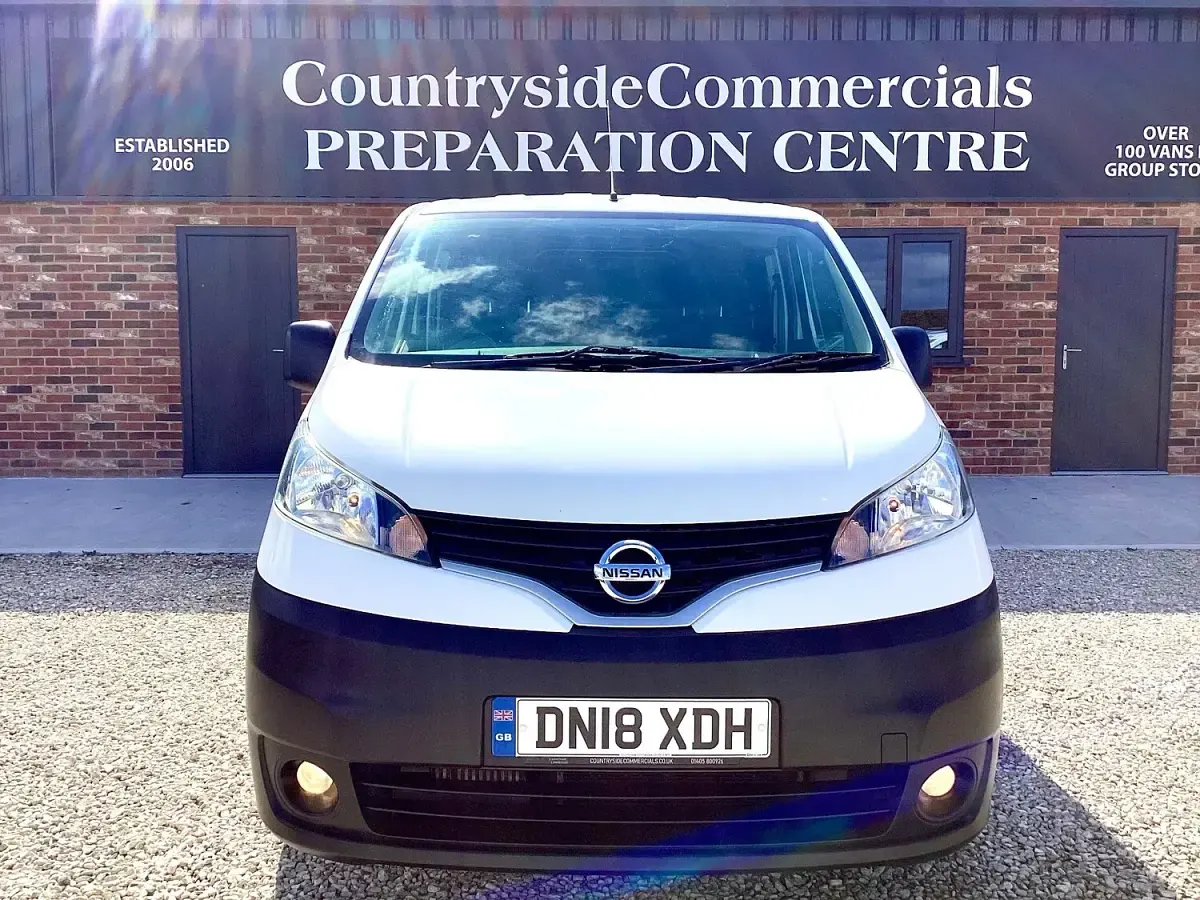 Used Nissan NV200 Acenta 2018 White MPV