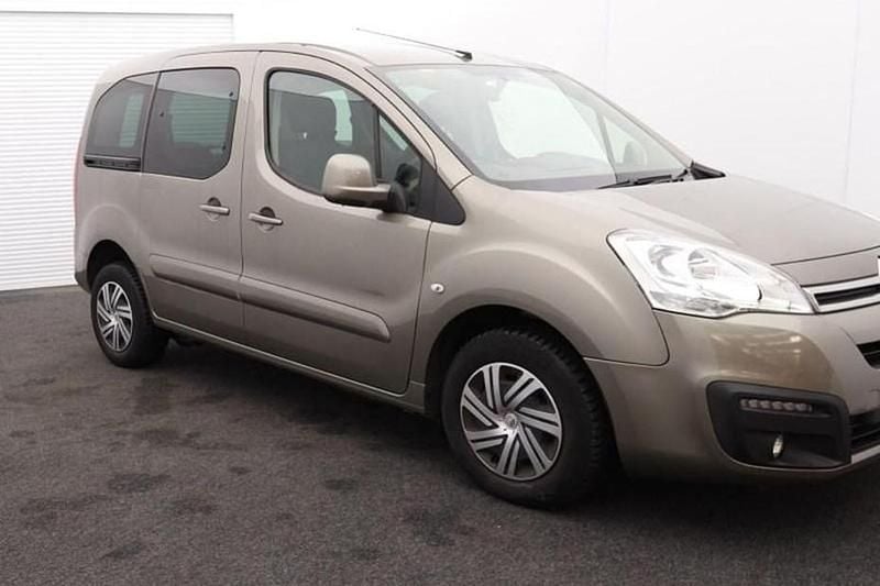 Brown Used 2018 Citroën Berlingo Feel MPV | £9,450 (Good price) - Image 1/1