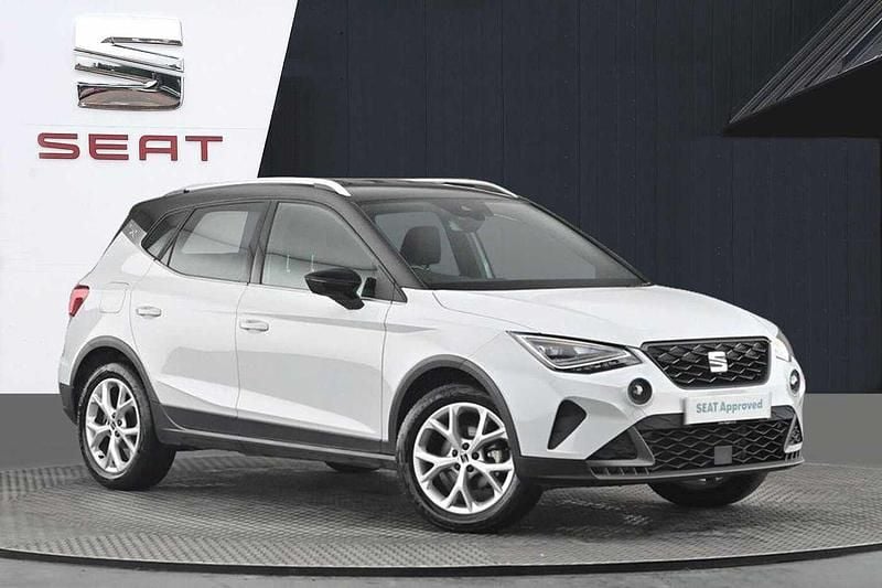 Used 2023 Seat Arona FR SUV | £14,233 (Fair price) - Image 1/4