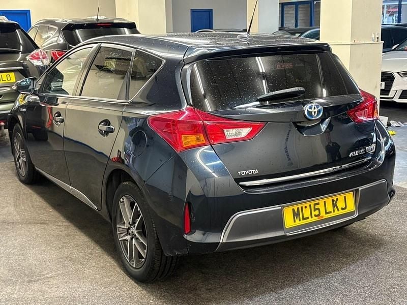 Used Toyota Auris Hybrid 2015 Grey Hatchback