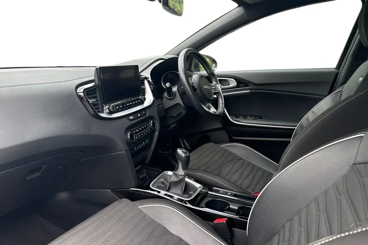 Used Kia XCeed GT-Line 158 HP (116 kW) 2023 Spirit green SUV