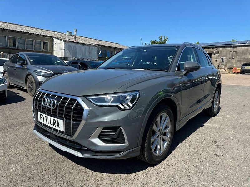 Usado Audi Q3 Sport 150 CV (110 kW) 2021 Gris SUV