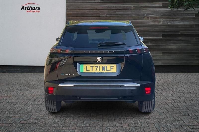 Black Used 2022 Peugeot e-2008 Allure Premium SUV | £14,390 (Good price) - Image 1/4