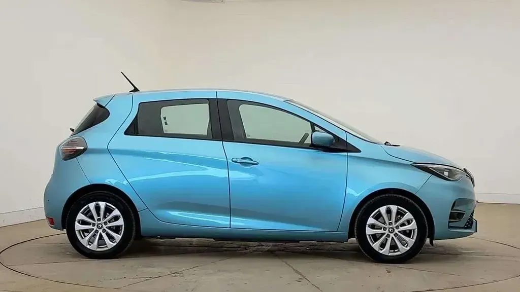 Used Renault Zoe Version S 80 kW (109 HP) 2022 Blue  Hatchback