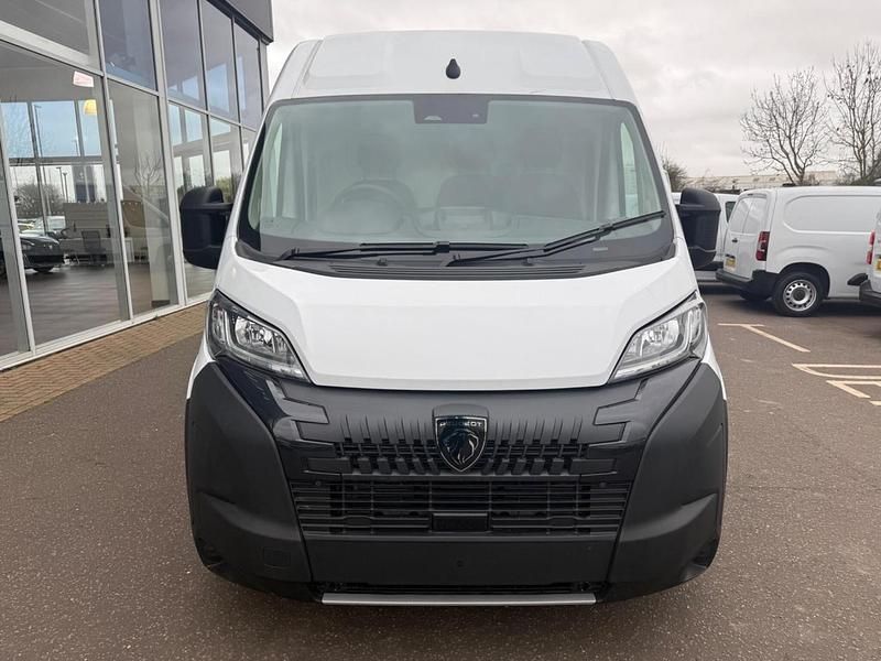 Nouă Peugeot Boxer 138 CP (101 kW) 2026 Alb Van